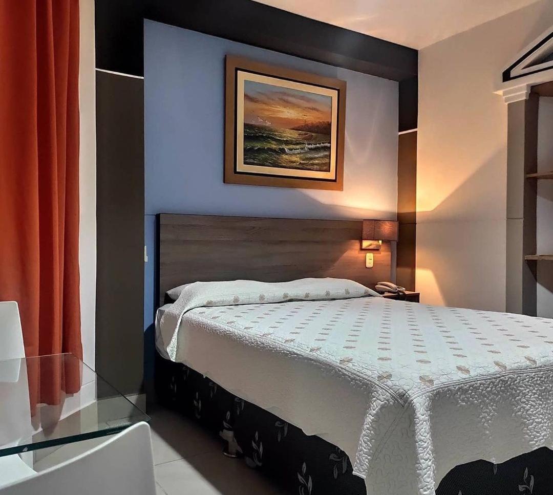 Rizzo Plaza Hotel Tumbes Eksteriør billede